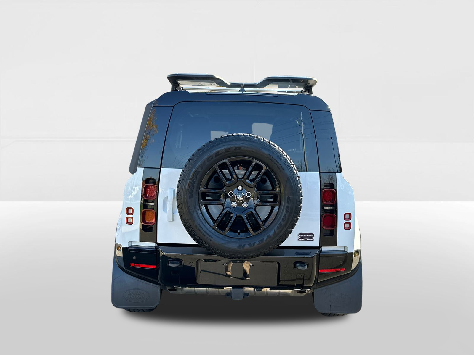 2023 Land Rover Defender 90 X-Dynamic SE 3