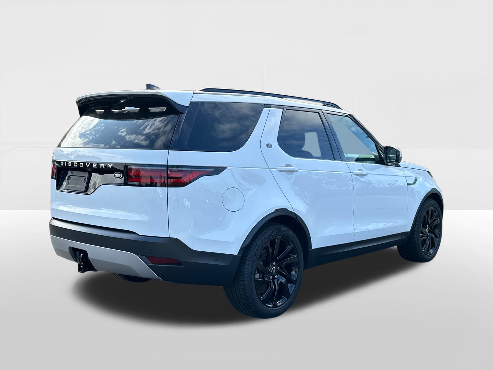 2023 Land Rover Discovery S 4