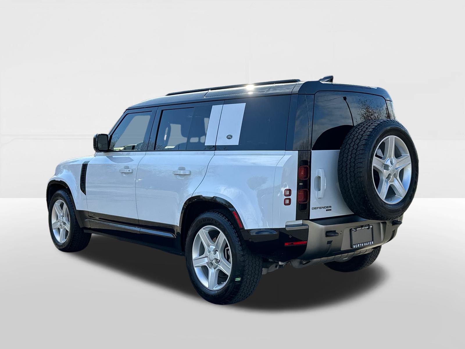 2021 Land Rover Defender 110 X-Dynamic HSE 2