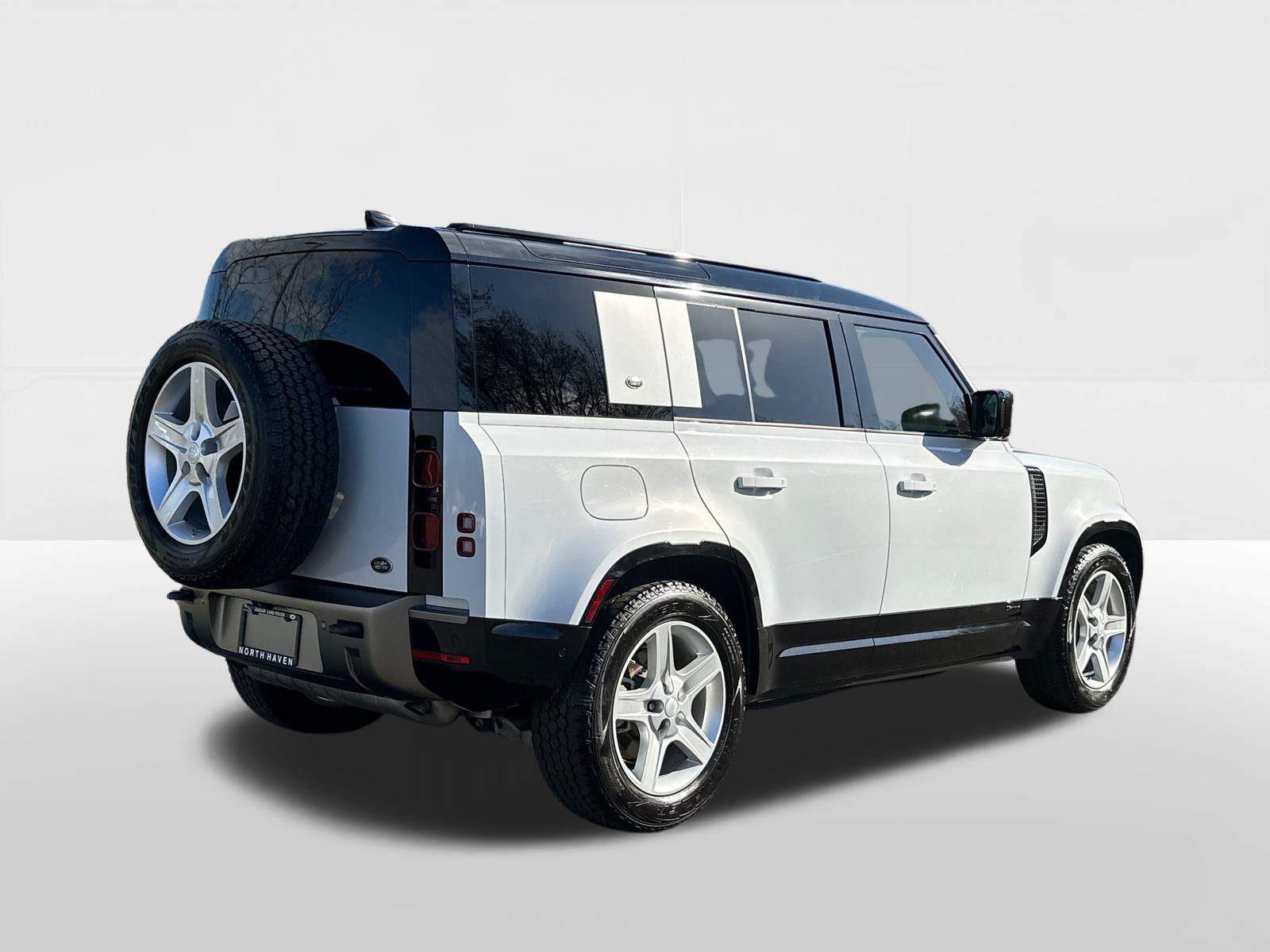 2021 Land Rover Defender 110 X-Dynamic HSE 4