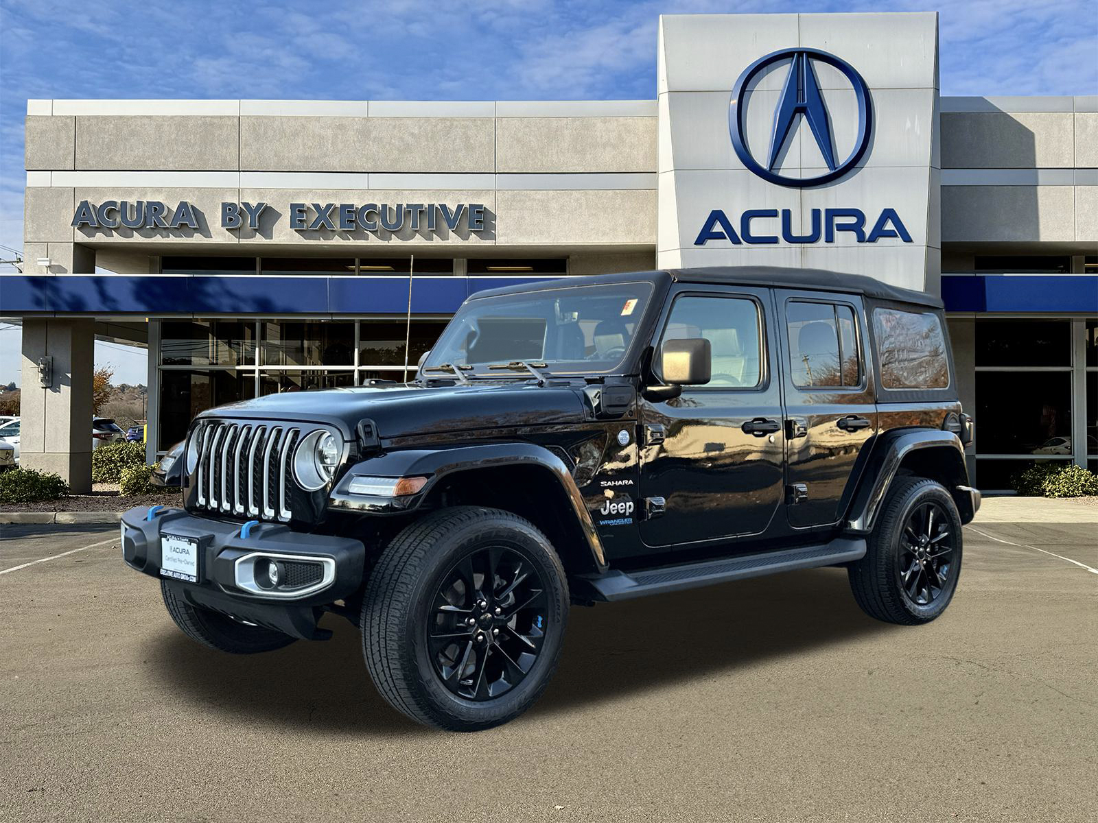 2022 Jeep Wrangler Unlimited Sahara 4xe 5