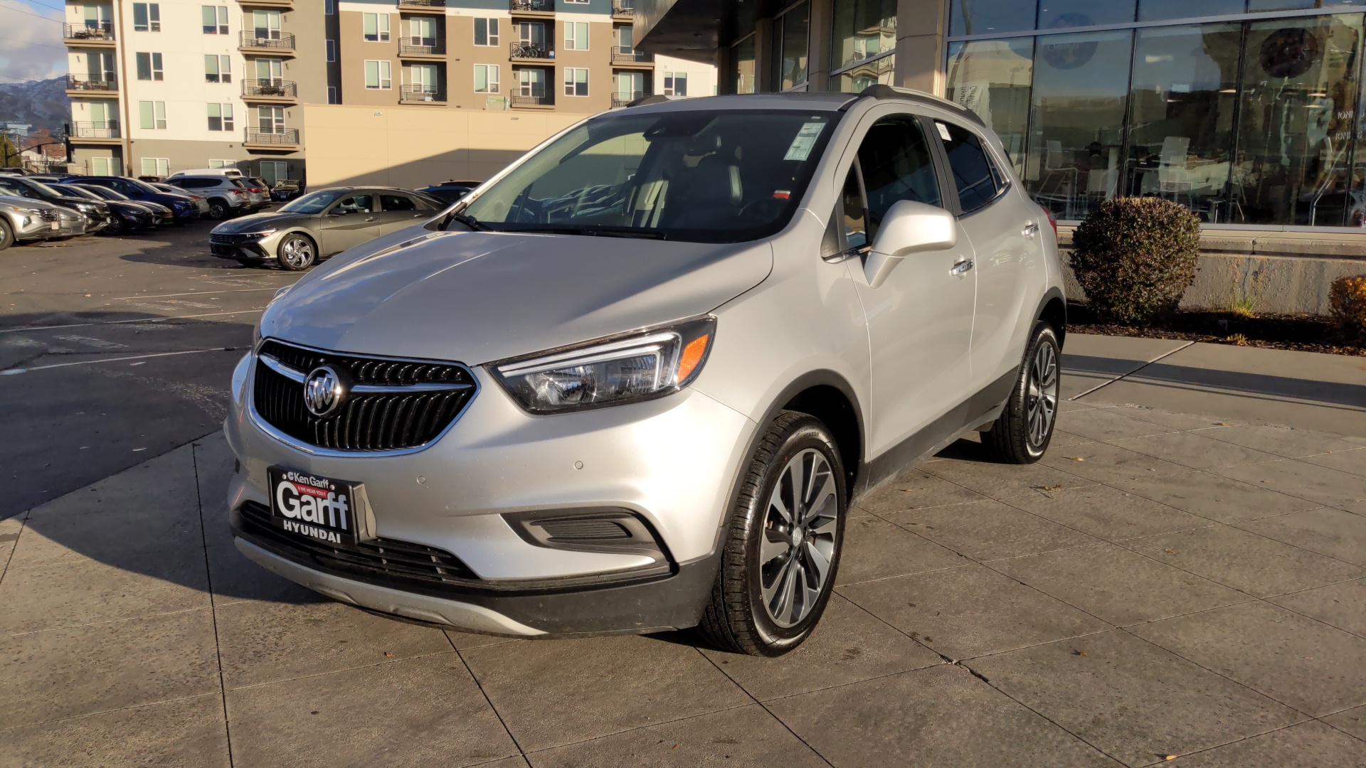 2022 Buick Encore Preferred 1