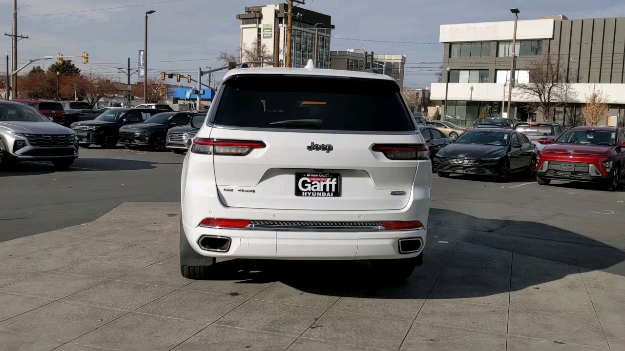 2022 Jeep Grand Cherokee L Overland 4