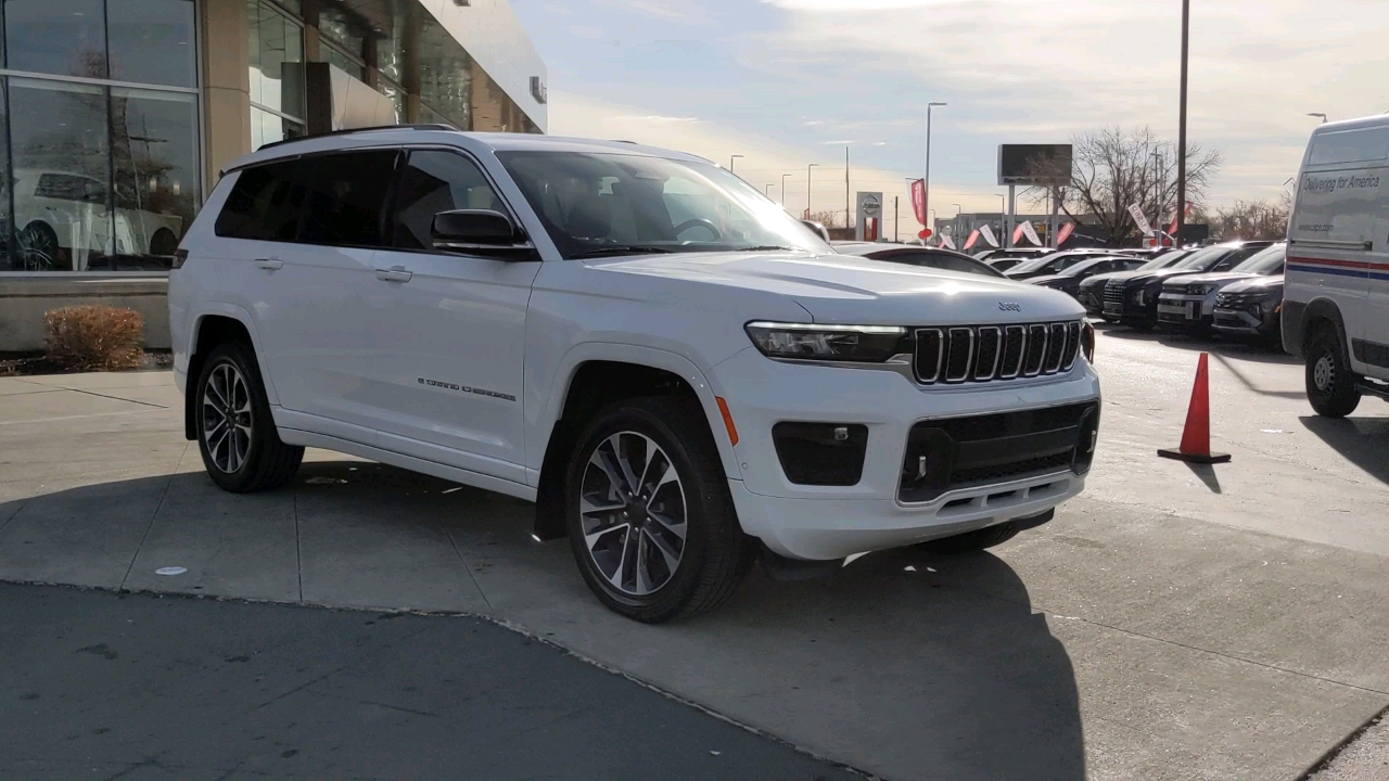 2022 Jeep Grand Cherokee L Overland 7