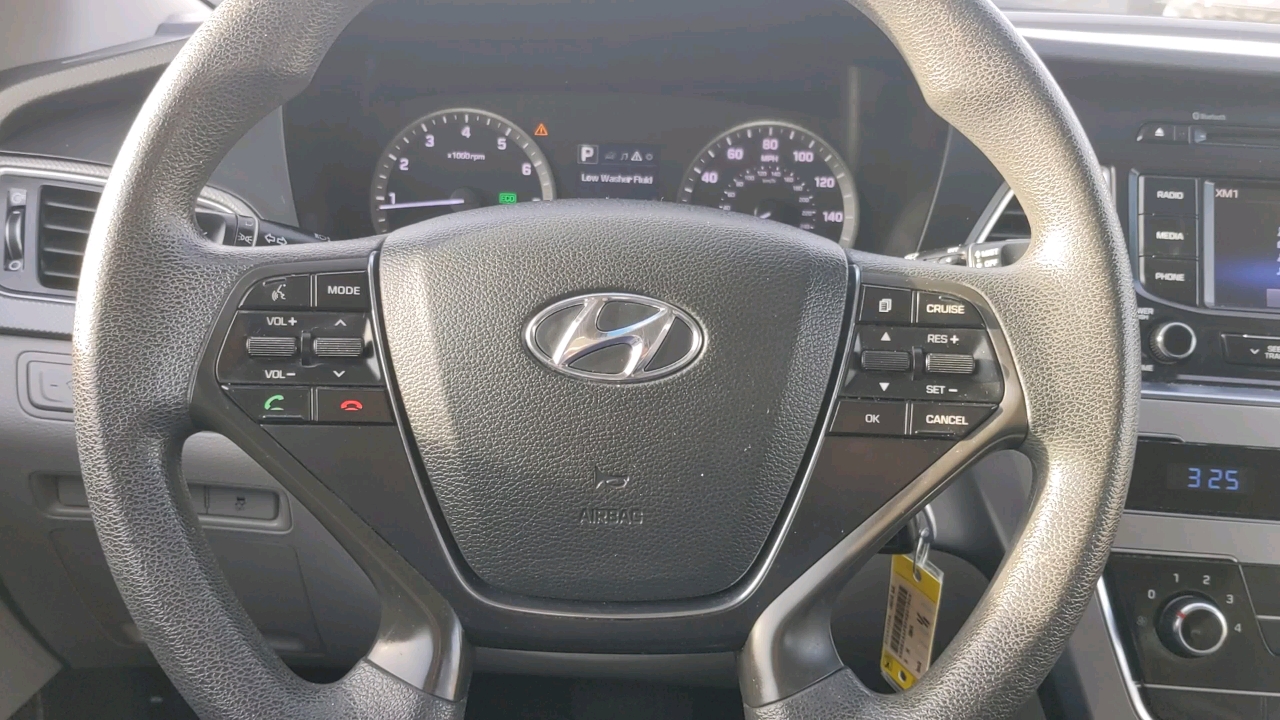 2015 Hyundai Sonata 2.4L SE 11