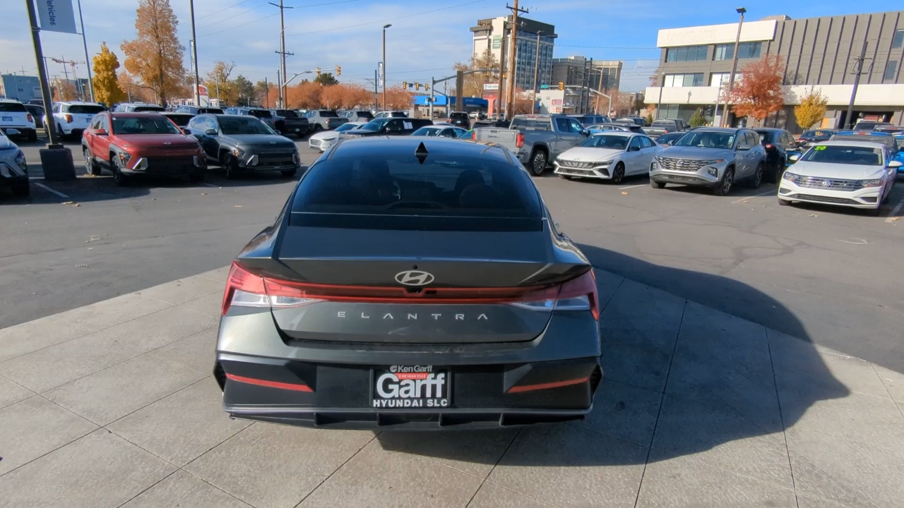 2024 Hyundai Elantra SEL 4