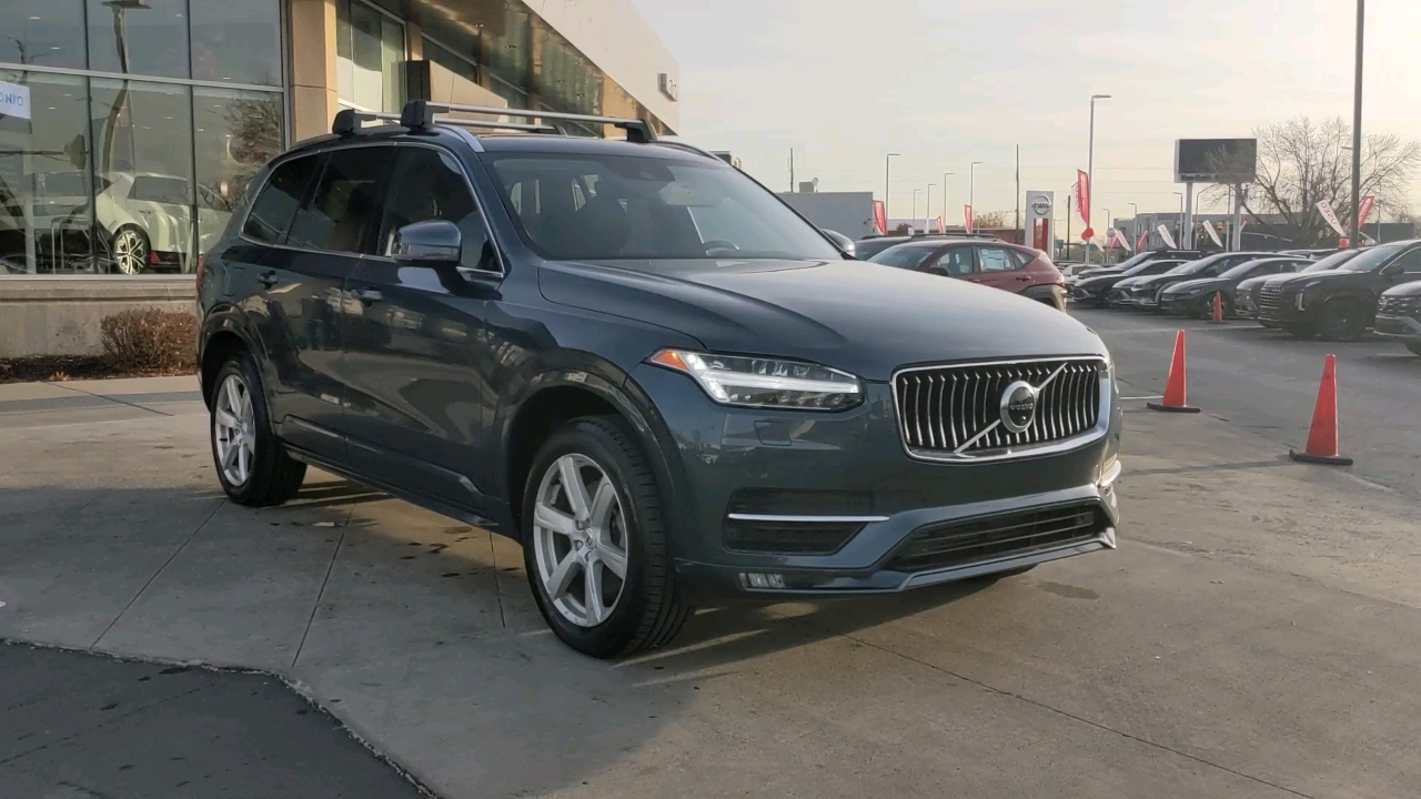 2020 Volvo XC90 Momentum 7