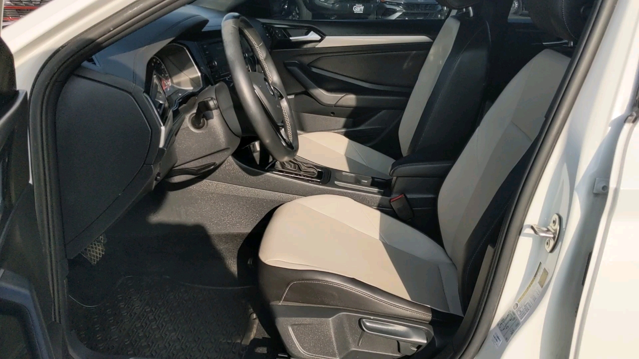 2019 Volkswagen Jetta 4DR SDN 1.4 RLINE AT 11