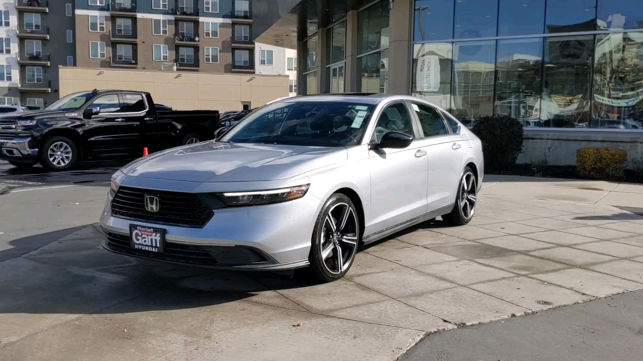 2023 Honda Accord Hybrid Sport 1