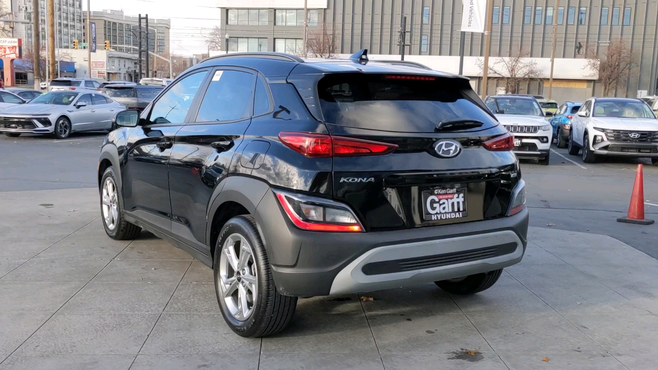 2023 Hyundai Kona SEL 3