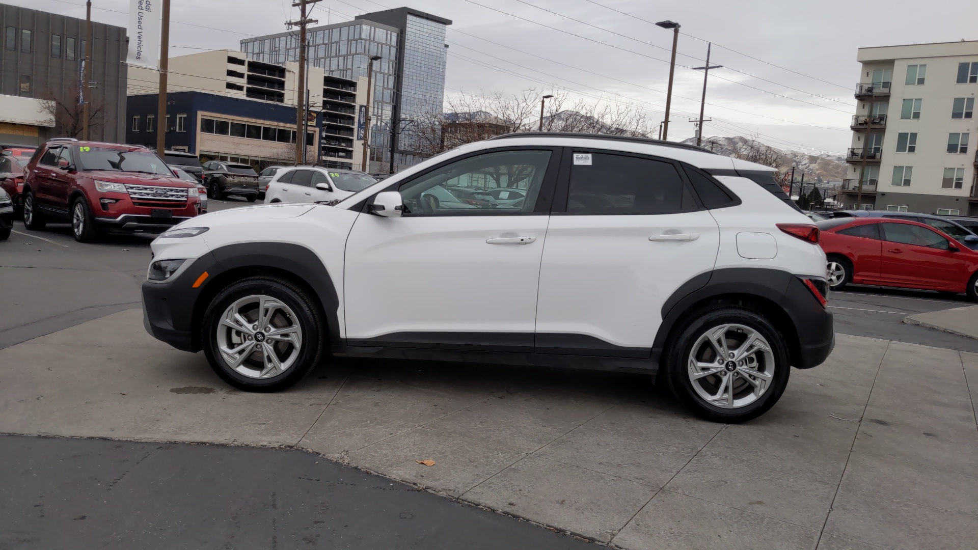 2023 Hyundai Kona SEL 2