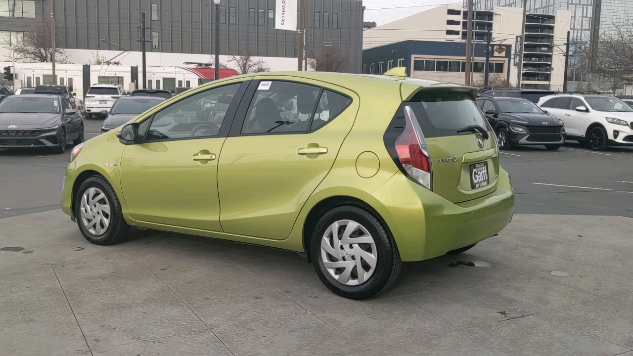 2015 Toyota Prius c 5DR HB TWO 3