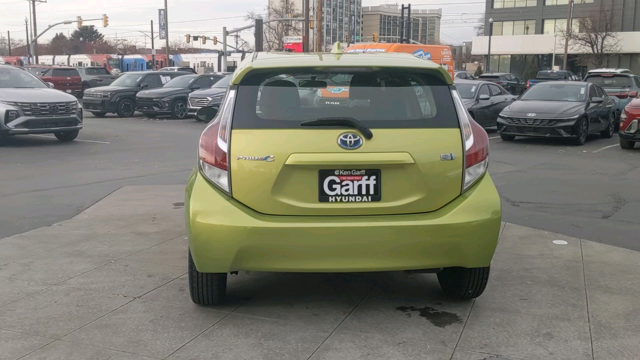 2015 Toyota Prius c 5DR HB TWO 4