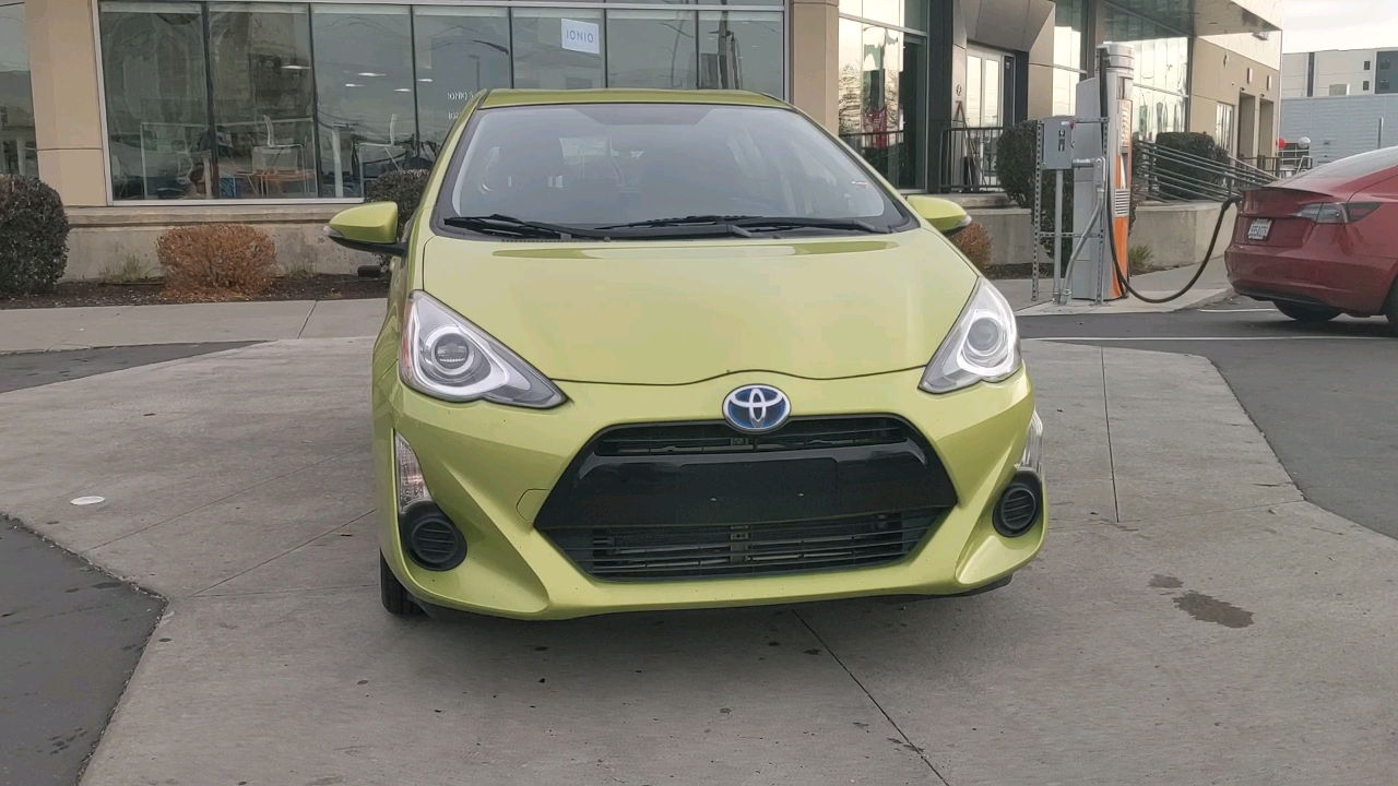 2015 Toyota Prius c 5DR HB TWO 8