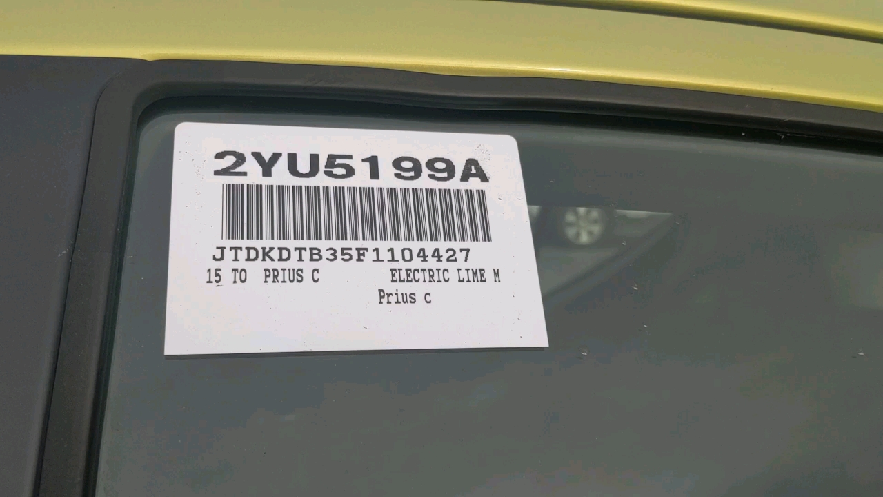 2015 Toyota Prius c 5DR HB TWO 26