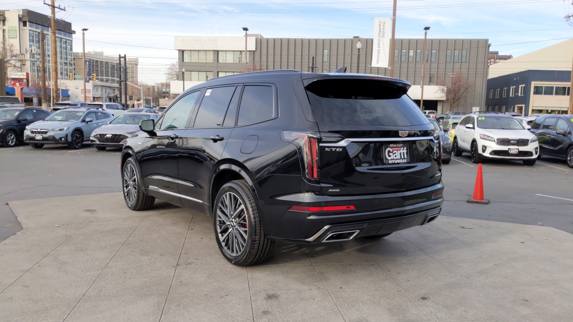 2023 Cadillac XT6 AWD Sport 3