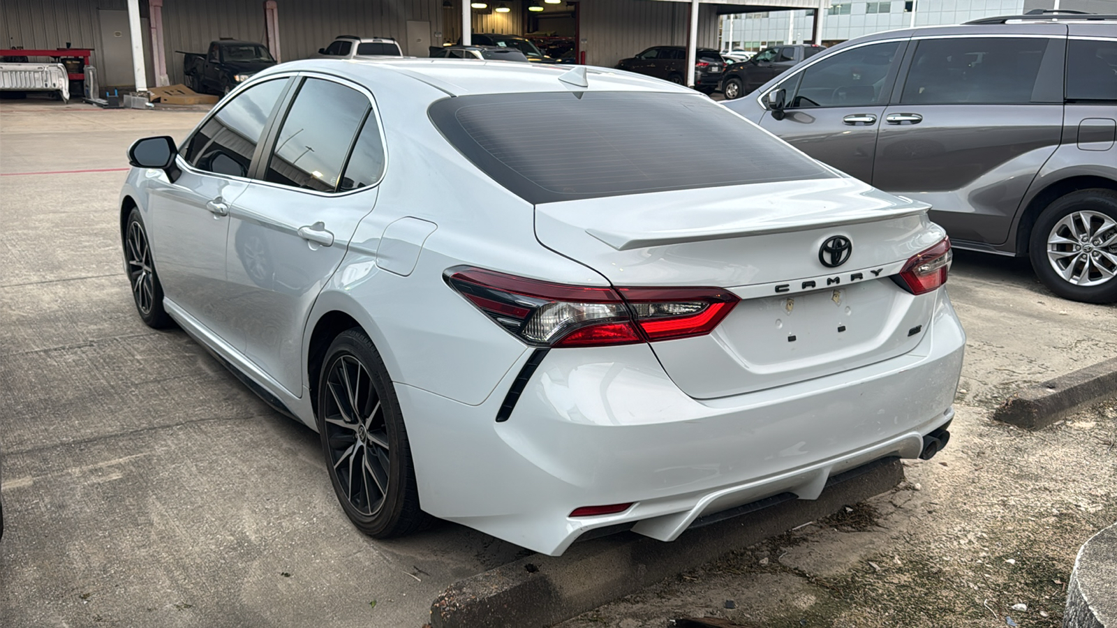 2023 Toyota Camry SE 6