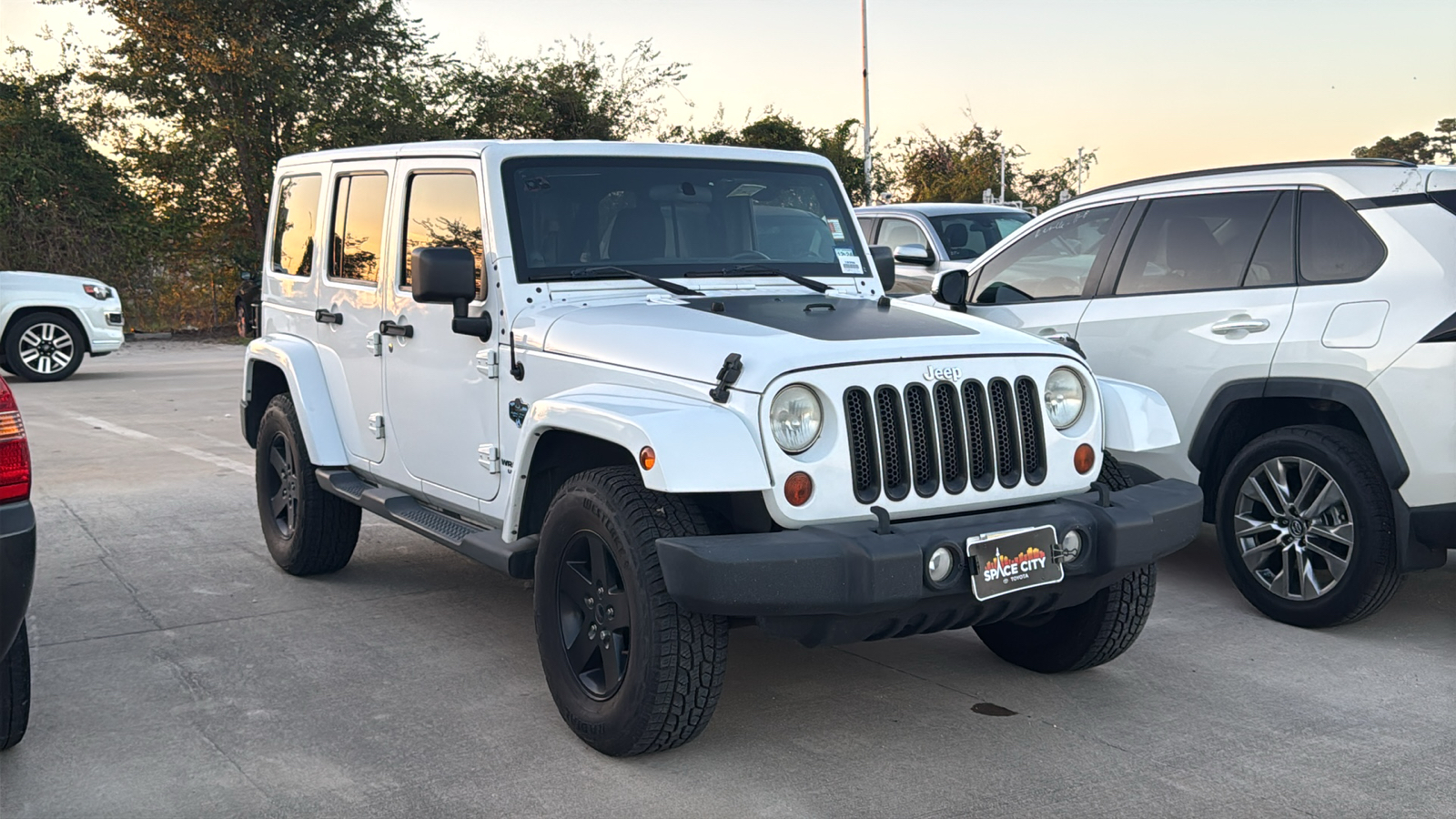 2012 Jeep Wrangler Unlimited Sahara 2