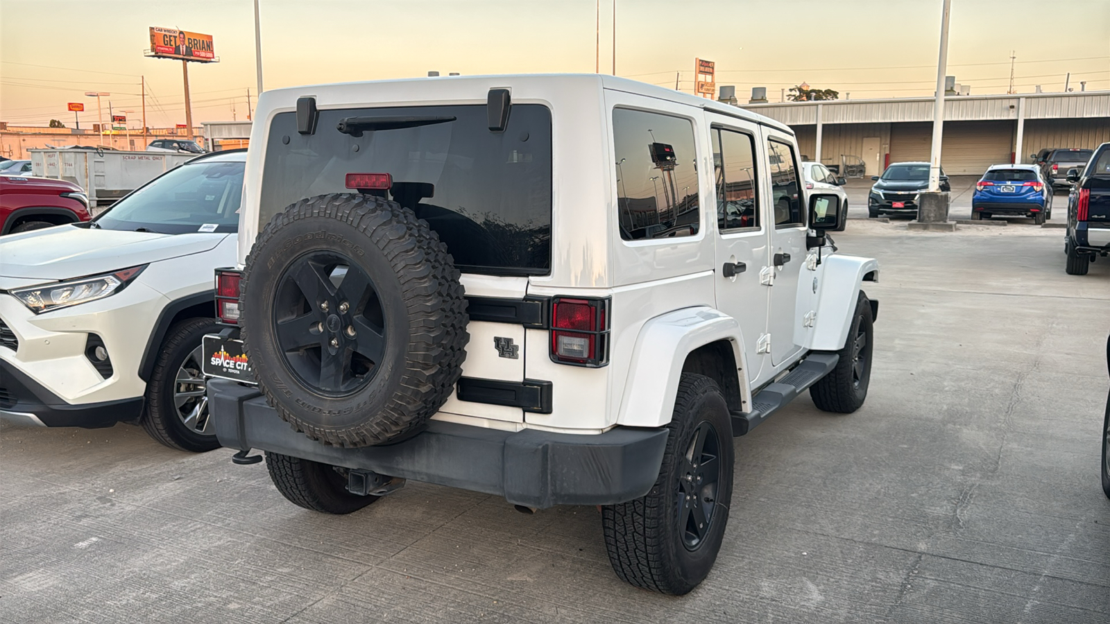 2012 Jeep Wrangler Unlimited Sahara 7