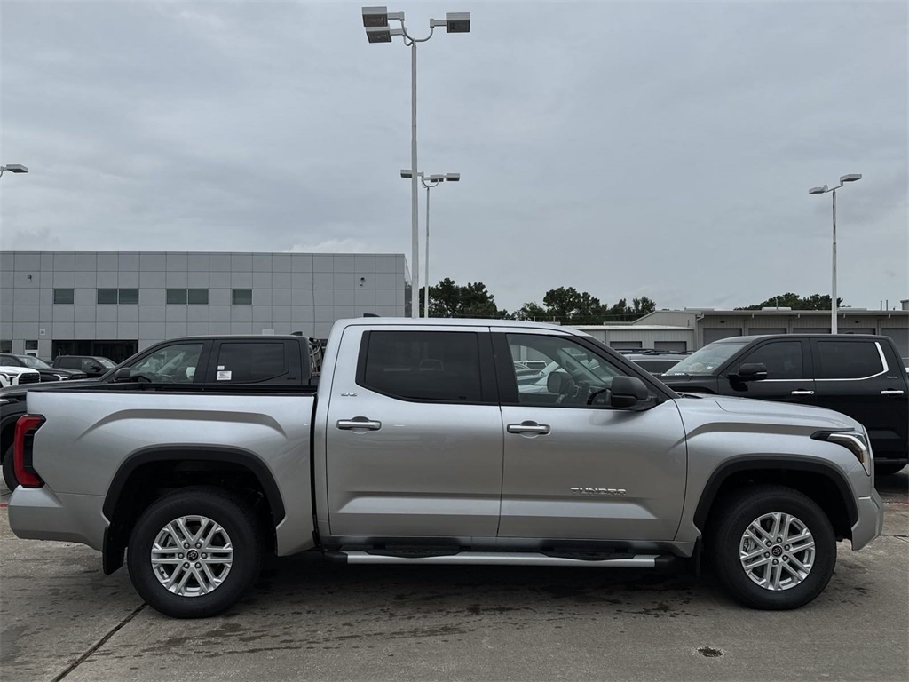 2024 Toyota Tundra SR5 7