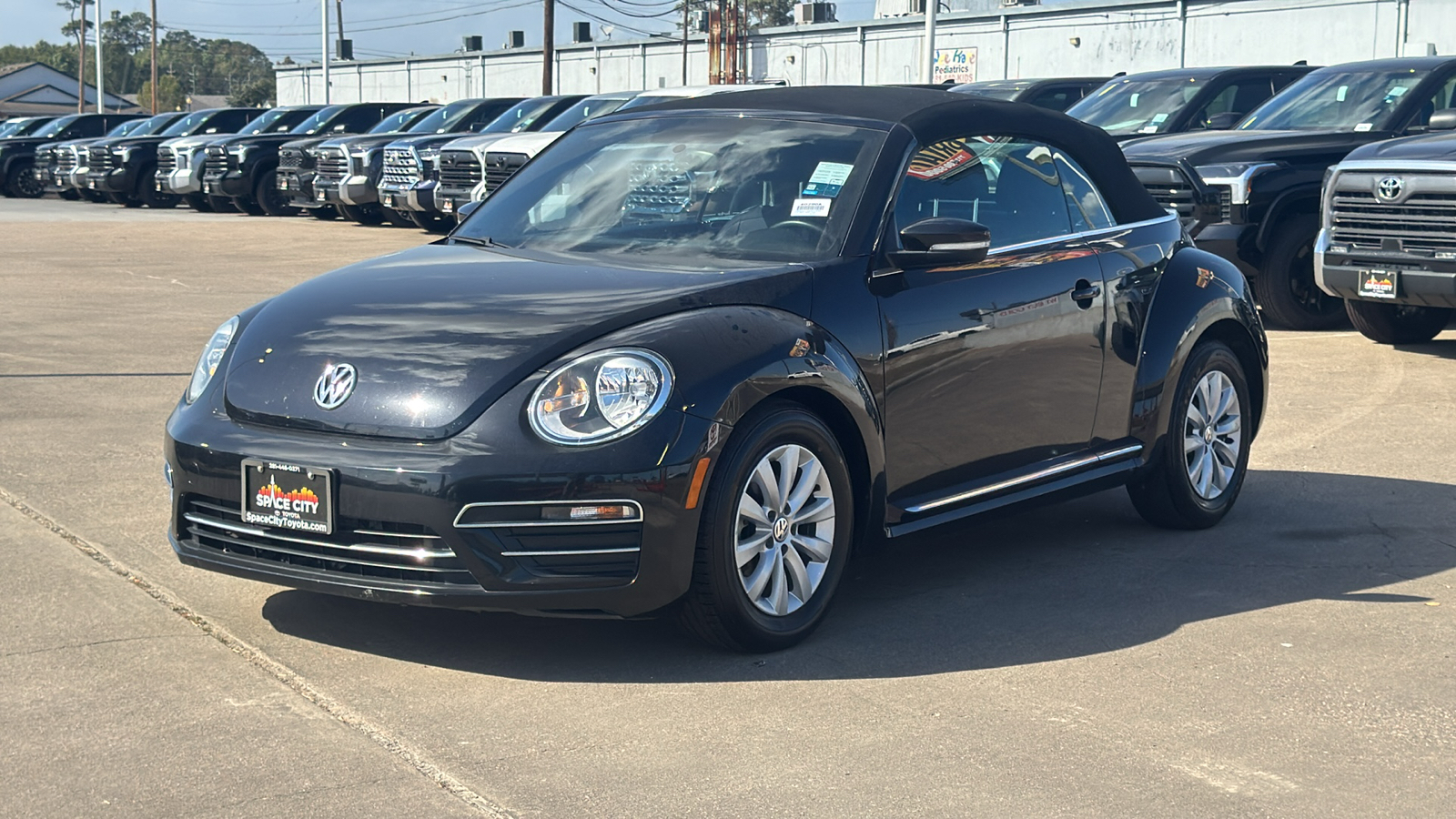 2019 Volkswagen Beetle Convertible 2.0T SE 13