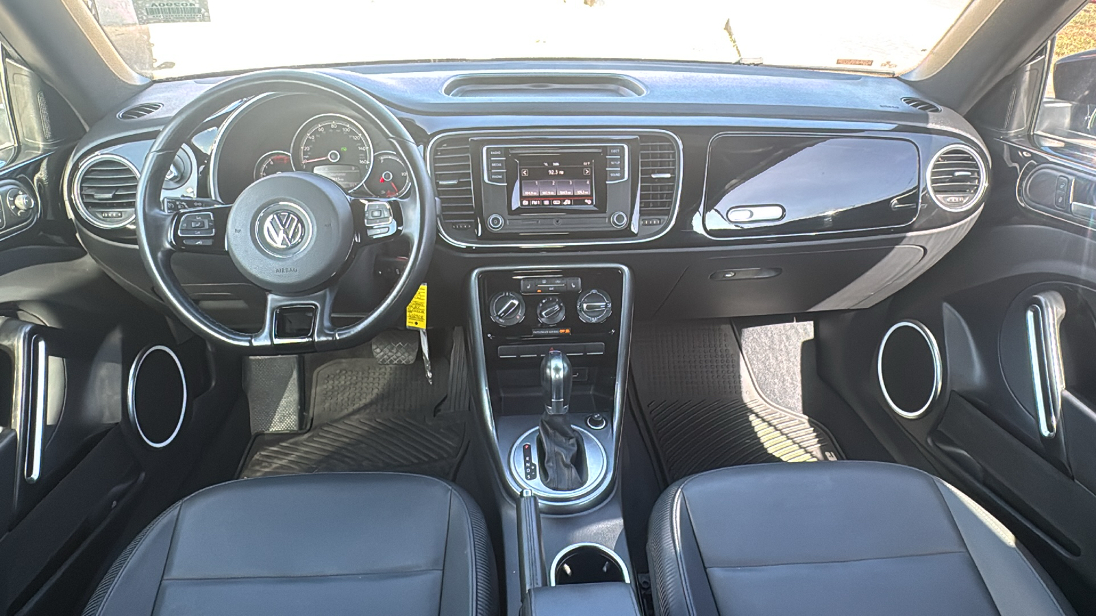 2019 Volkswagen Beetle Convertible 2.0T SE 20