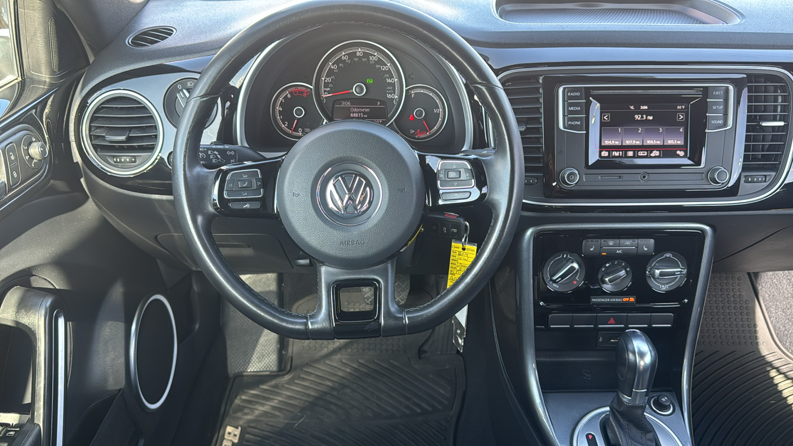 2019 Volkswagen Beetle Convertible 2.0T SE 21