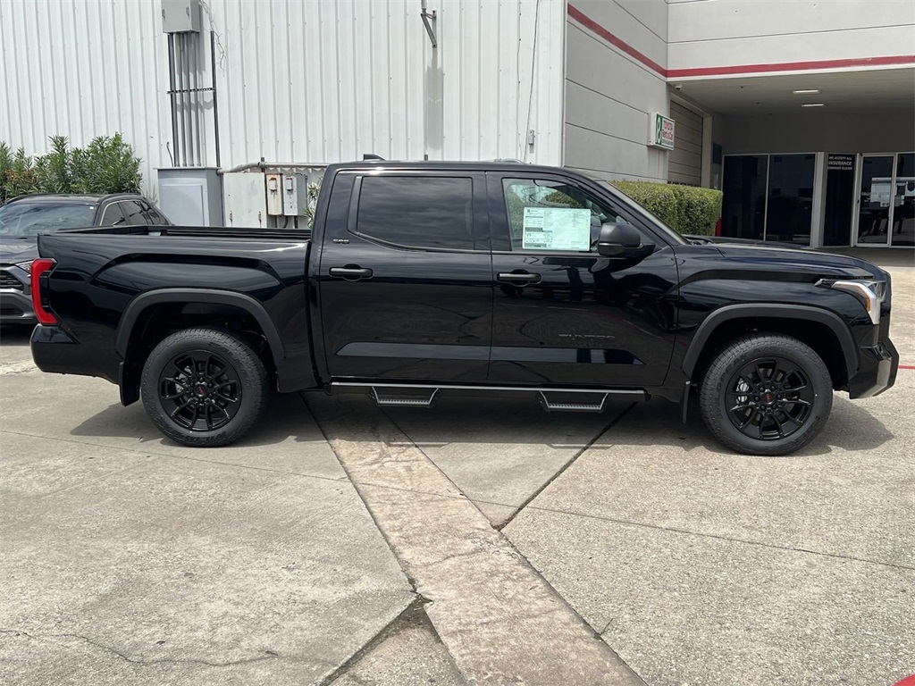 2024 Toyota Tundra SR5 7