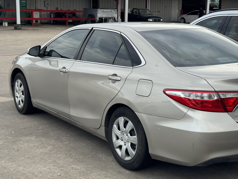 2017 Toyota Camry LE 5