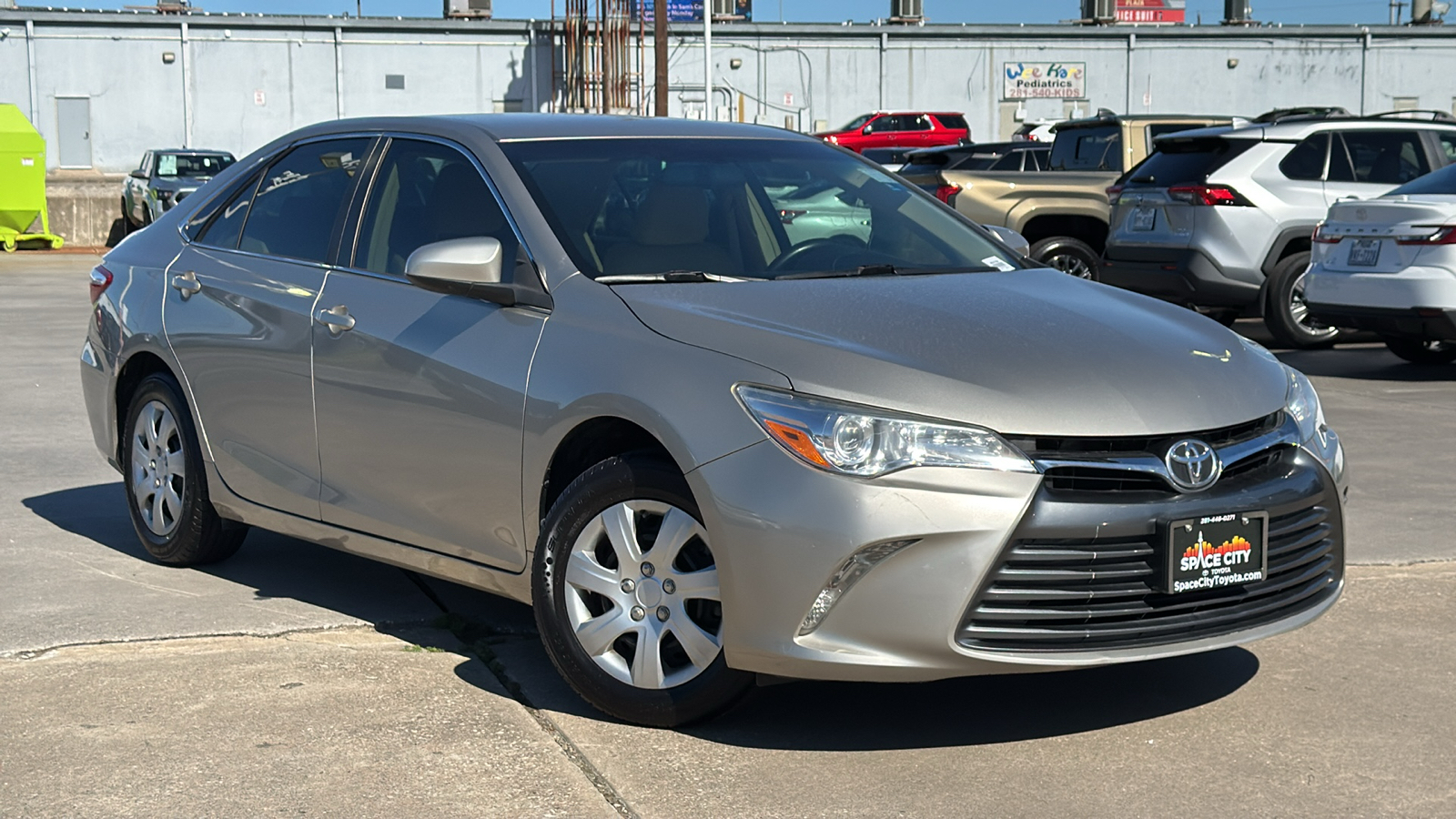 2017 Toyota Camry LE 36