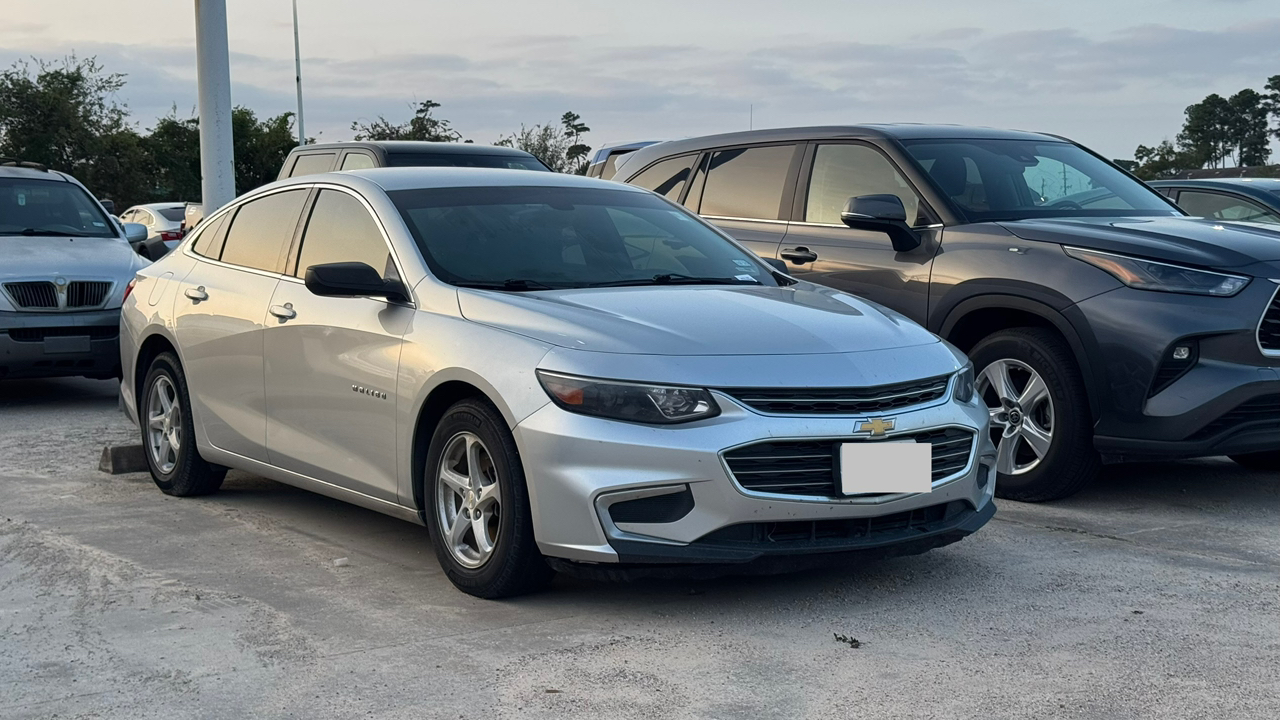 2018 Chevrolet Malibu LS 2