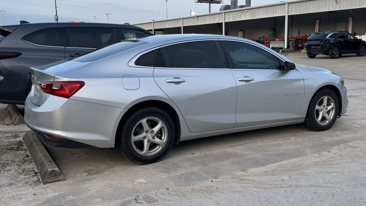 2018 Chevrolet Malibu LS 5