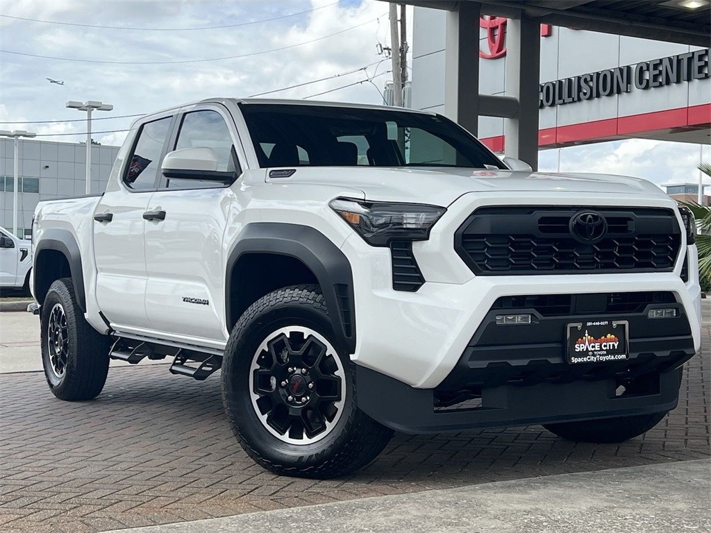 2024 Toyota Tacoma Hybrid  2