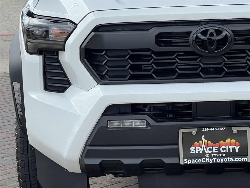 2024 Toyota Tacoma Hybrid  6