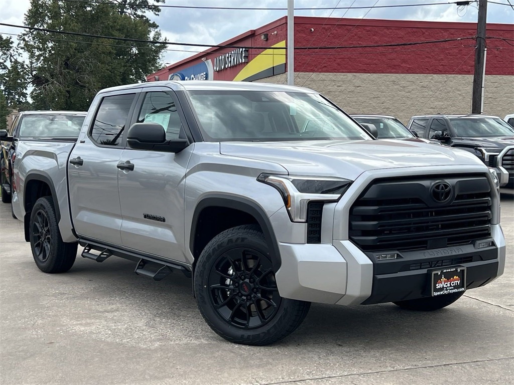 2024 Toyota Tundra SR5 2