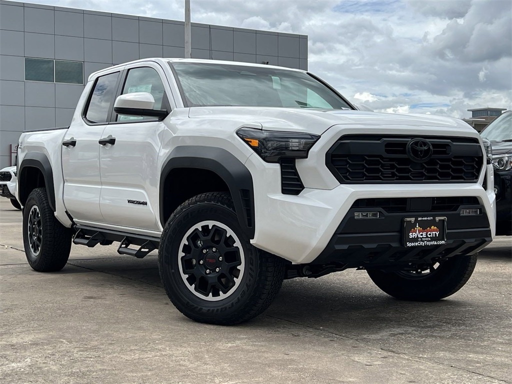 2024 Toyota Tacoma TRD Off-Road 2