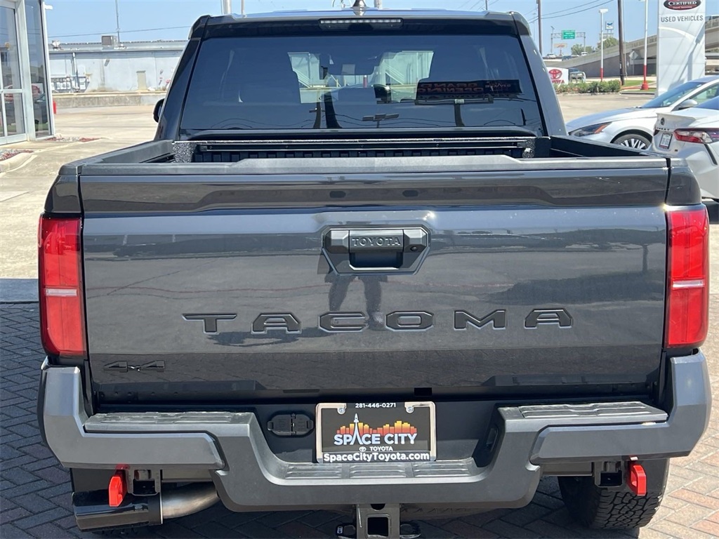 2024 Toyota Tacoma TRD Off-Road 9