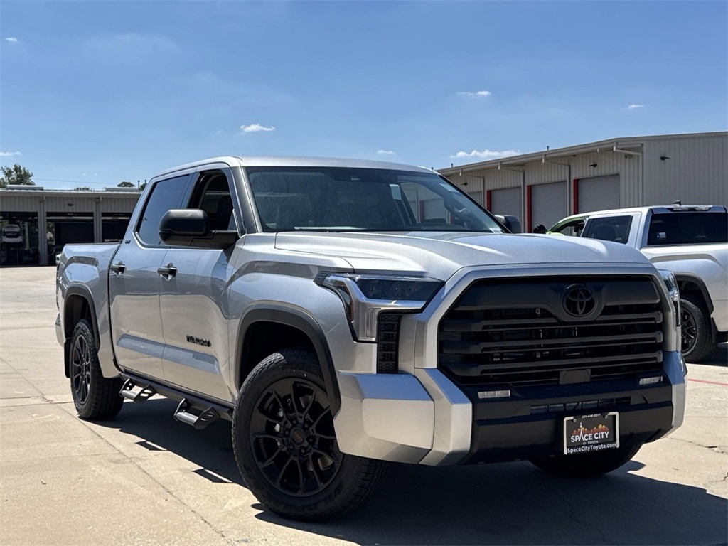 2024 Toyota Tundra SR5 2