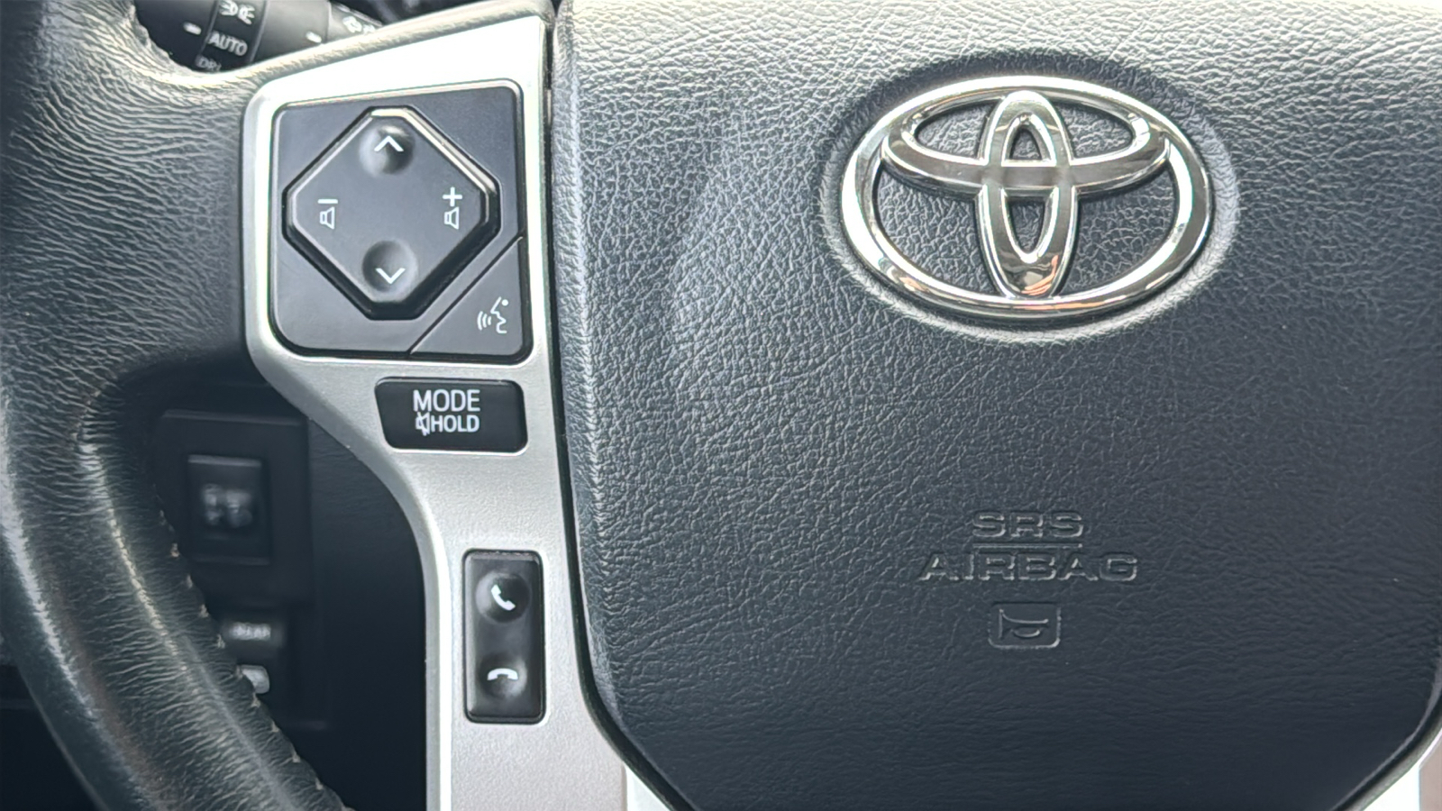 2018 Toyota Tundra Platinum 23