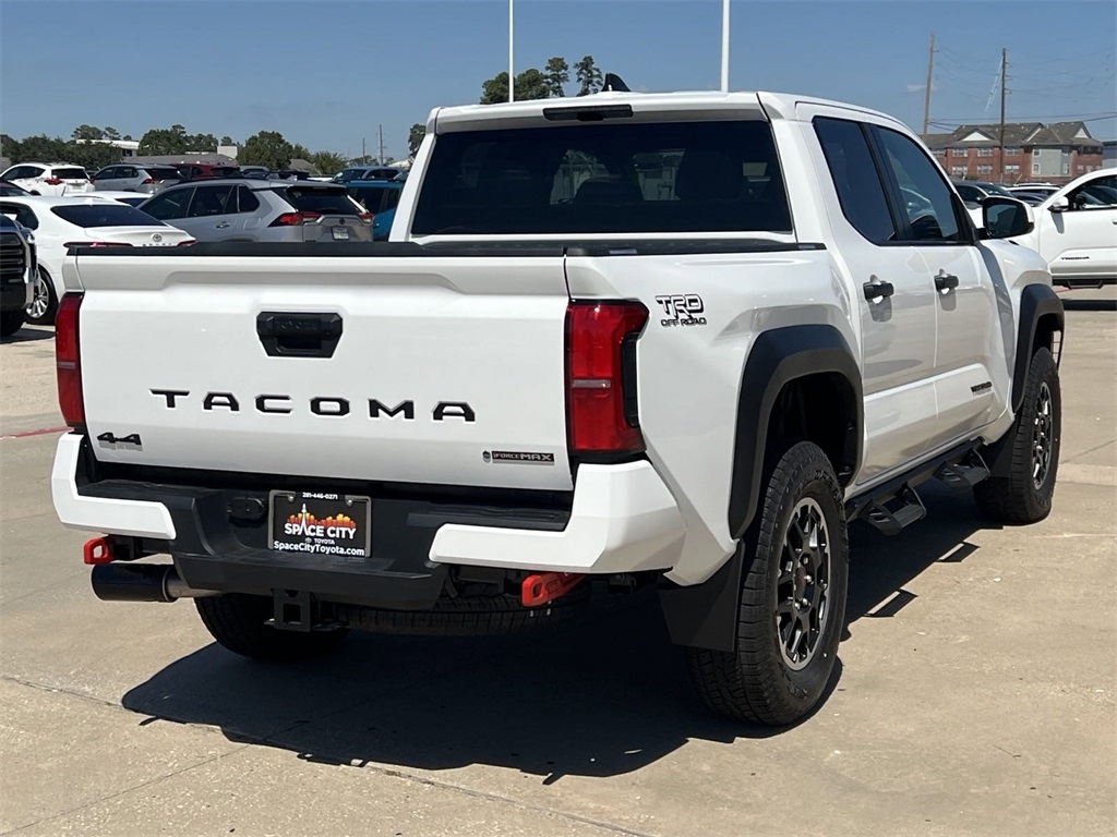 2024 Toyota Tacoma Hybrid  8