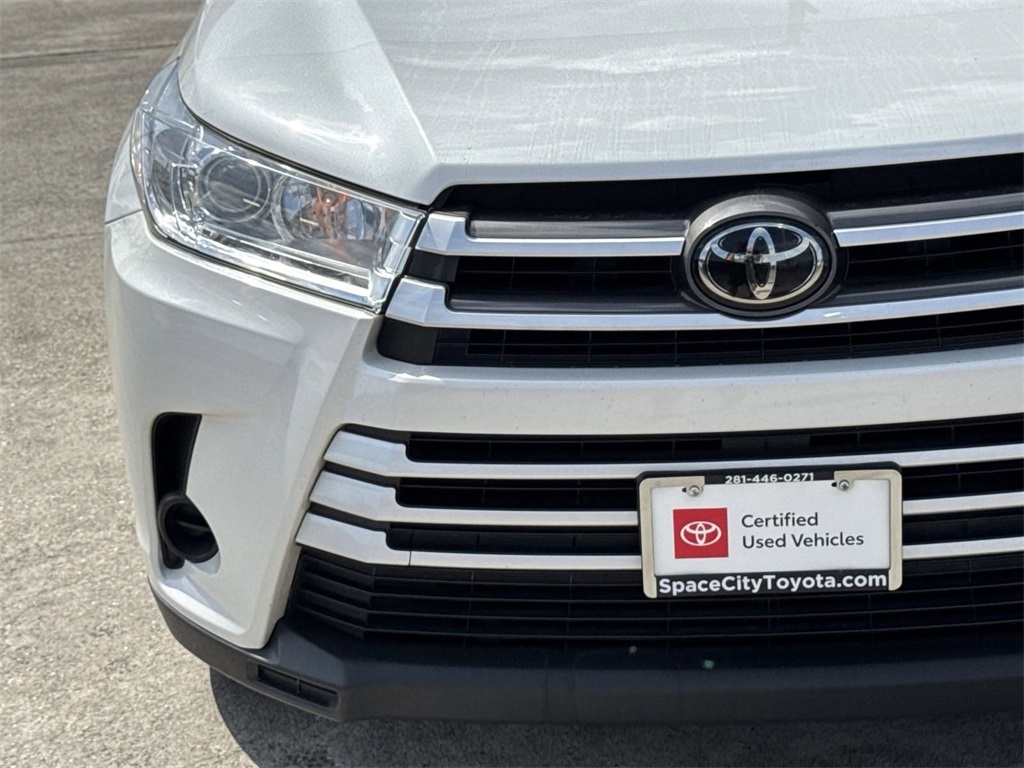 2018 Toyota Highlander LE 6