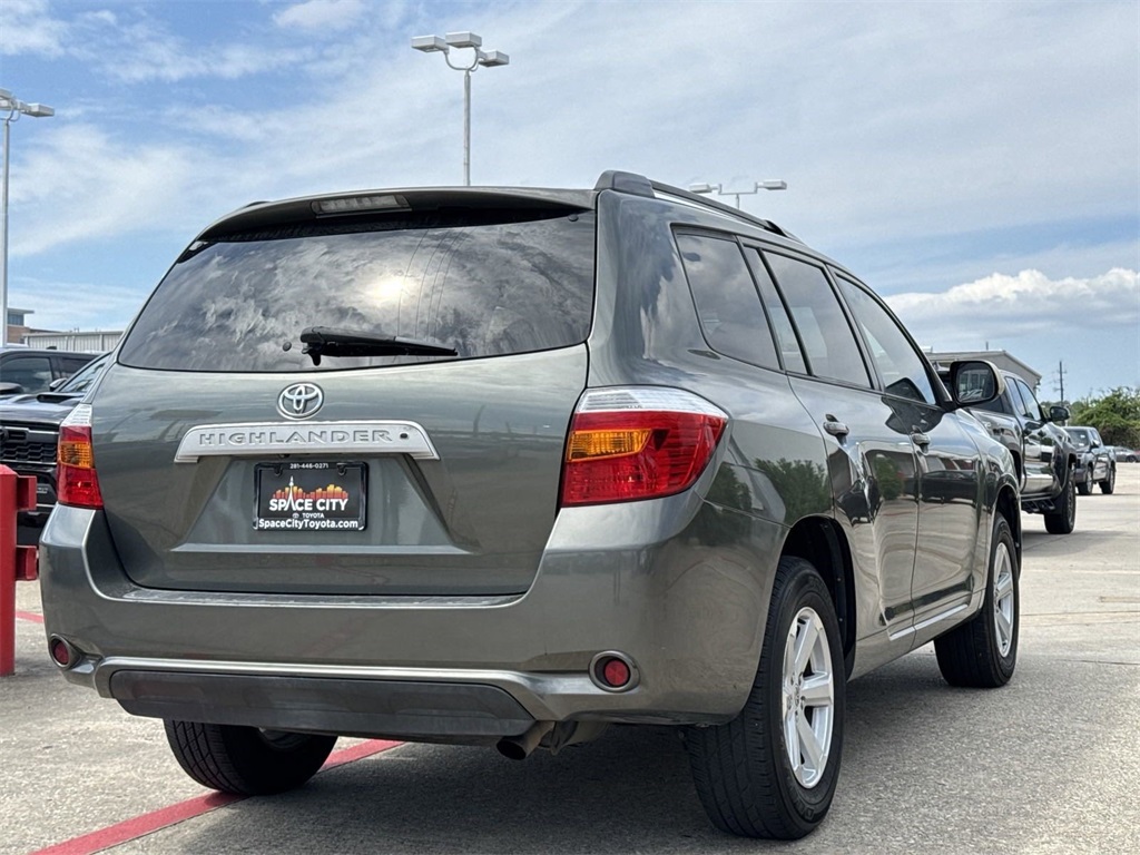 2010 Toyota Highlander SE 8