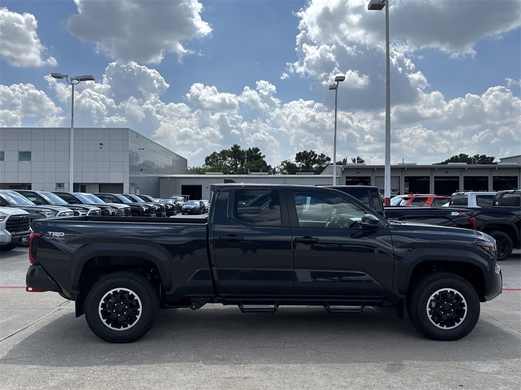 2024 Toyota Tacoma TRD Off-Road 7