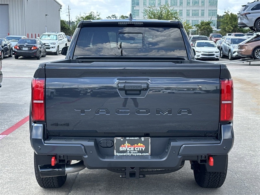 2024 Toyota Tacoma TRD Off-Road 8