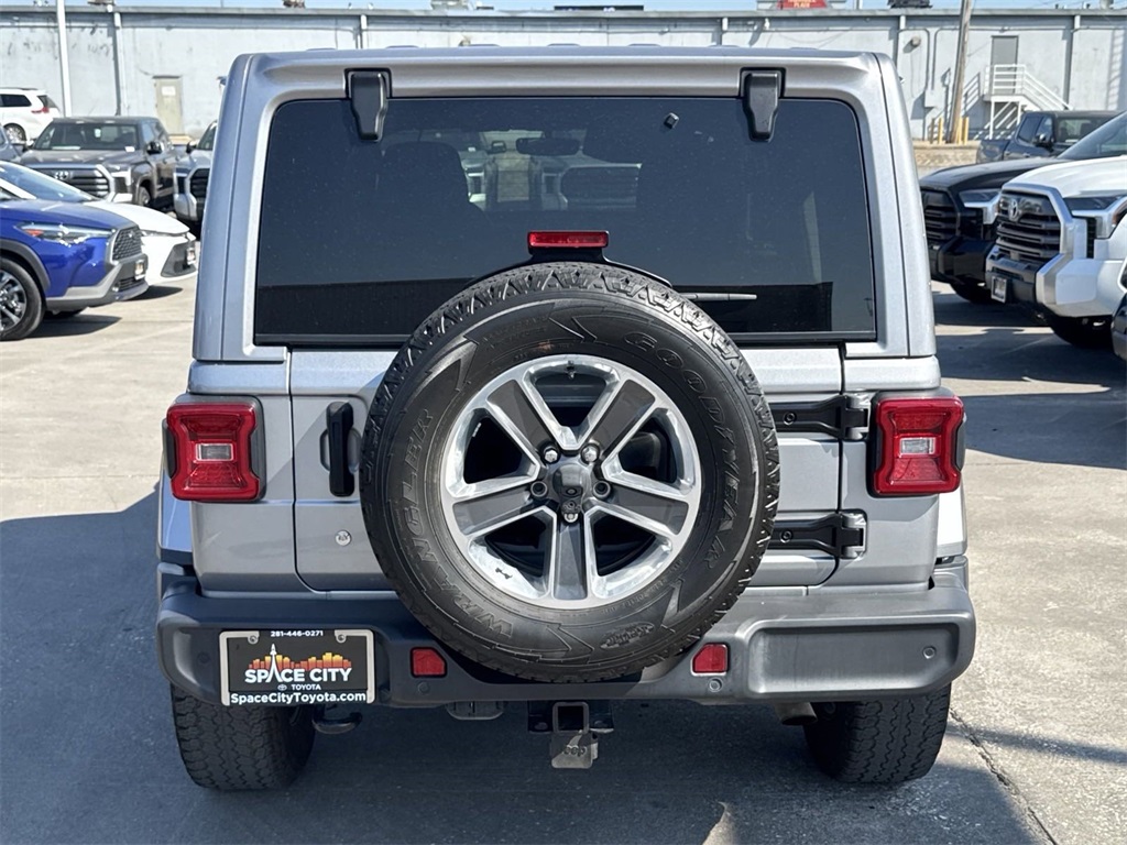 2018 Jeep Wrangler Unlimited Sahara 15