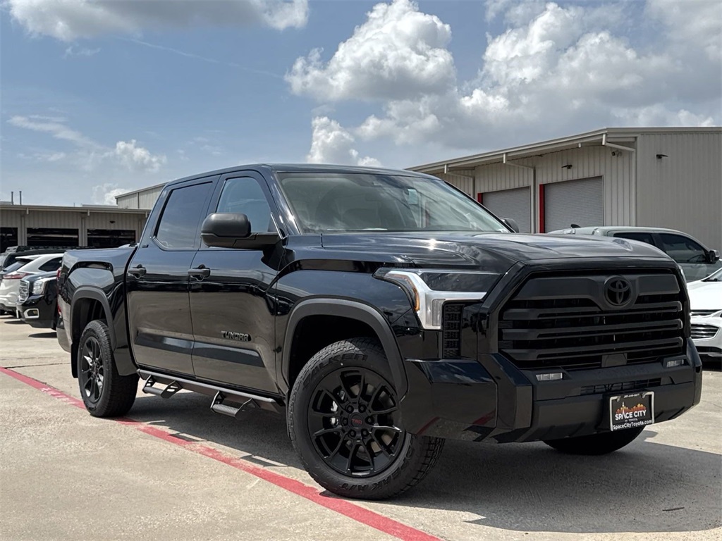 2024 Toyota Tundra SR5 2