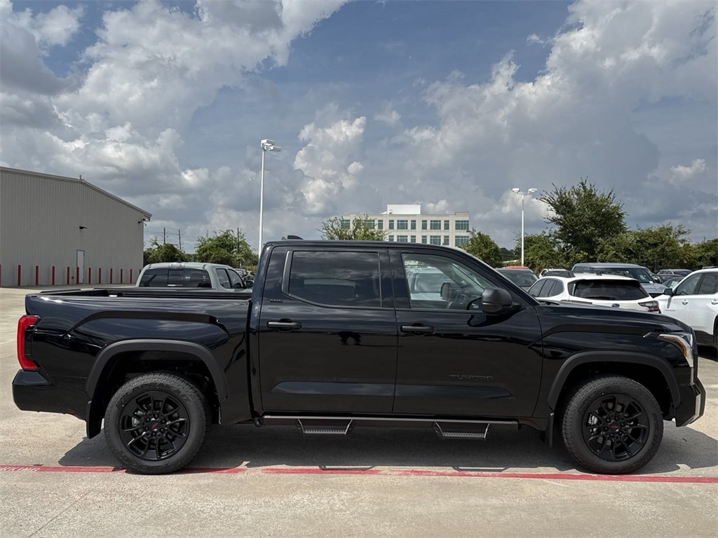 2024 Toyota Tundra SR5 7