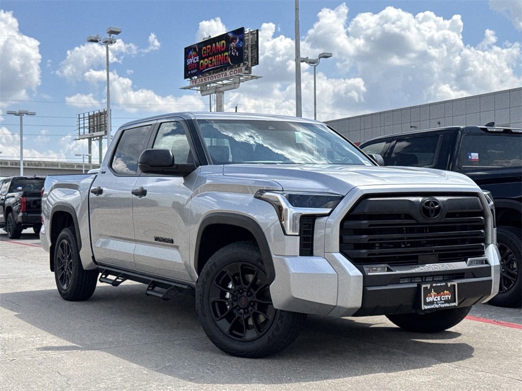 2024 Toyota Tundra SR5 2