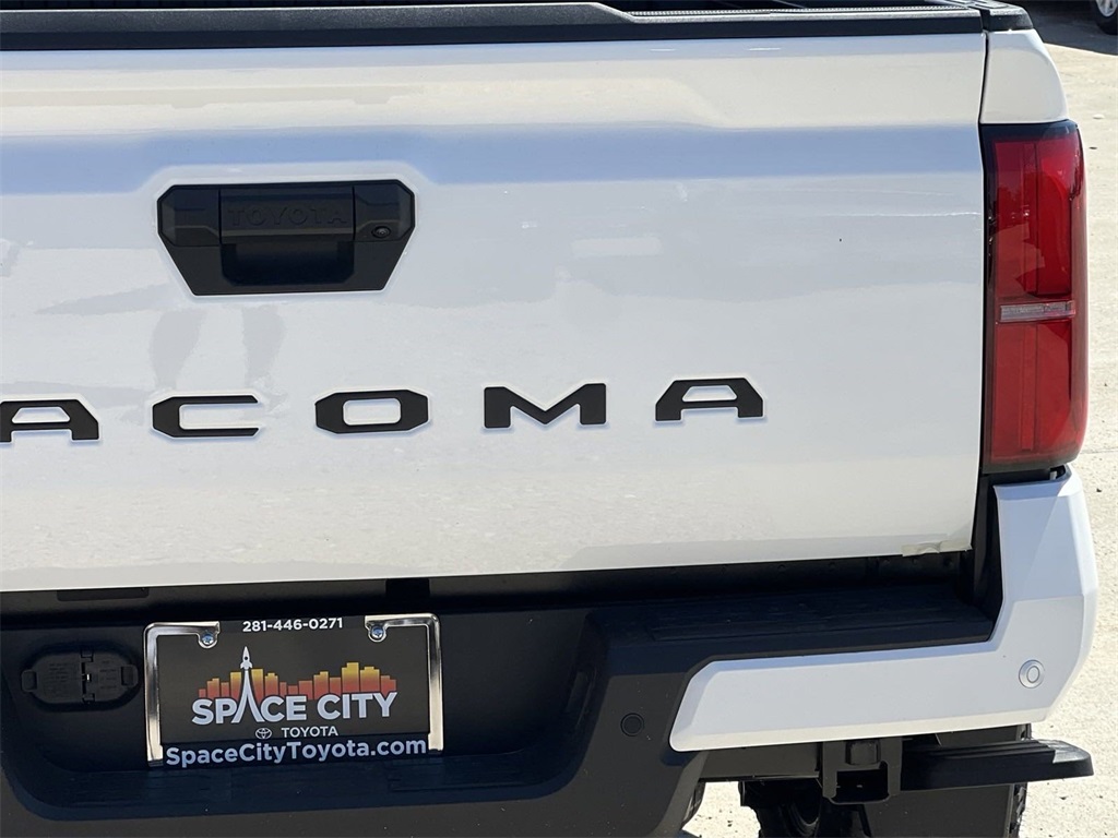 2024 Toyota Tacoma TRD Sport 10