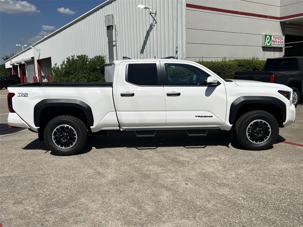 2024 Toyota Tacoma TRD Off-Road 7